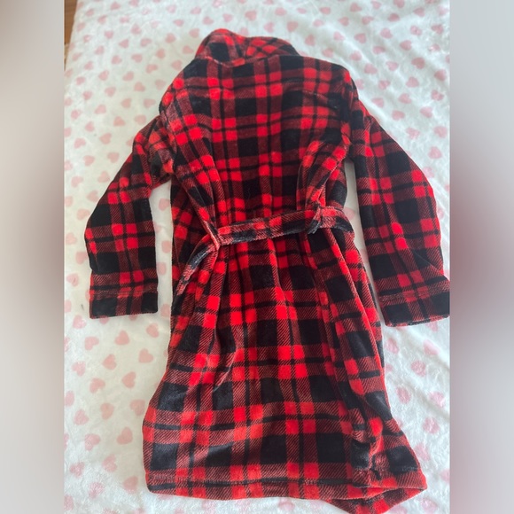 Girls Red and Black Robe M (10/12) - Picture 3 of 3